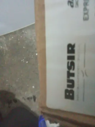 Calefactor de exterior plateado y blanco