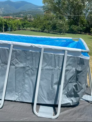 Piscina Bestway  intex Plástico   regalo