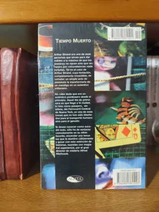 Libro Tiempo Muerto - Alfred Hitchcock