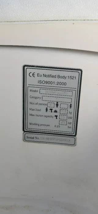 Lancha semirrígida Venus 320 motor Suzuki 20hp