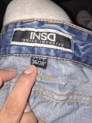 Pantalón corto vaquero INSD