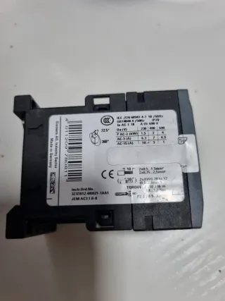 Contactores Siemens SIRIUS 3RT2015-1BB42 24Vdc