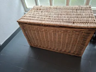 Baúl de mimbre grande