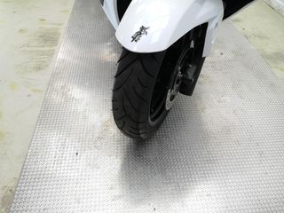 SUZUKI BURGMAN 400 2018 17440 kms.