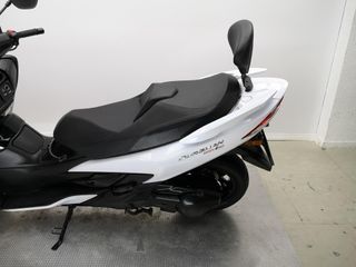 SUZUKI BURGMAN 400 2018 17440 kms.