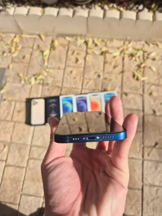 iPhone 12 128GB Azul