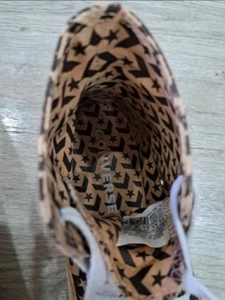 Converse Chuck Taylor Logo