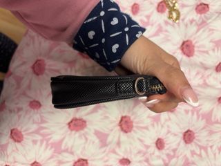 Neceser o Bolso pequeño GUESS