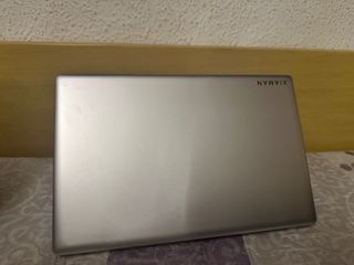 Portátil Intel Atom A3950 Windows 11 Pro