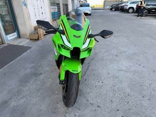 Kawasaki ZX10R Performance