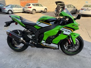 Kawasaki ZX10R Performance