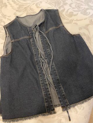 Chaleco vaquero con cintas