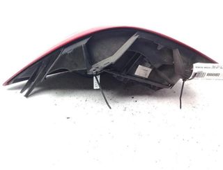 Piloto trasero derecho nissan 22503640 primera p12