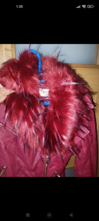 Lote de 4 cazadoras Nuevas y zapatillas de casa