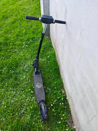 Patinete eléctrico doble suspensión