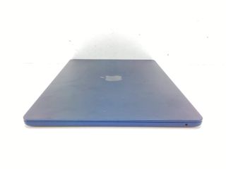 portatil apple apple macbook air m4 10-core 4.4 15 (10gpu) (2025) (a3241)