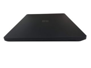 pc portatil microsoft 1868