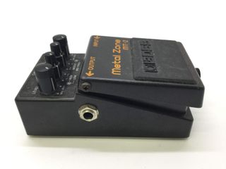 pedal efectos boss mt-2