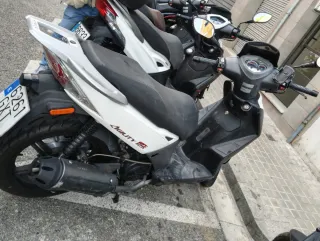 Kymco Agility City 125cc Scooter