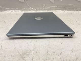 pc portatil hp hp laptop 15-fd0xxx