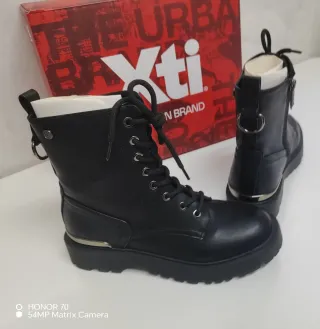 Botas negras preciosas Nuevas T.37