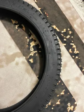 Neumático Trial Rebel 20 Negro