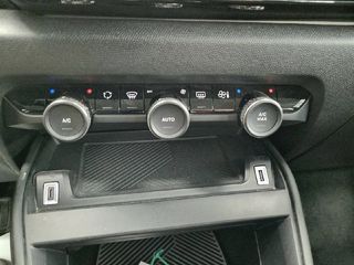 Citroën C4  PureTech 130 S&S EAT8 Feel Pack