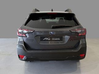 SUBARU Outback 2.5i Lineartronic CVT AWD Field