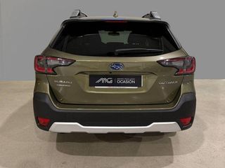 SUBARU Outback Touring 2.5i CVT Lineartronic AWD