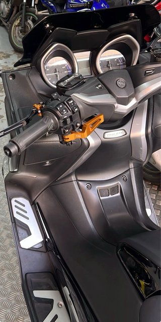 Yamaha Tmax 530 DX full