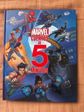 Libro Cuentos Marvel