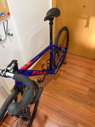 Bicicleta Gravel Fuji