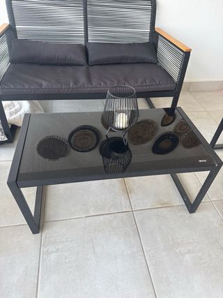 Conjunto Terraza Ratán y Madera: sofa, sillas,mesa