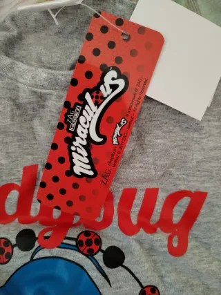 Camiseta Ladybug Manga Larga Gris