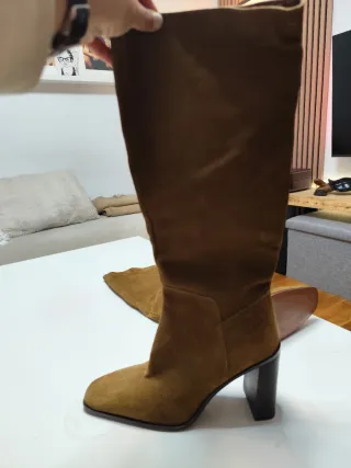 Botas de serraje tacón alto
