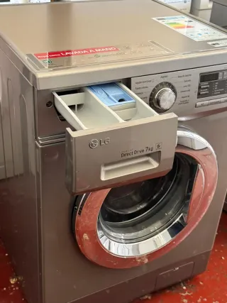 Lavadora LG Direct Drive 7kg Inox