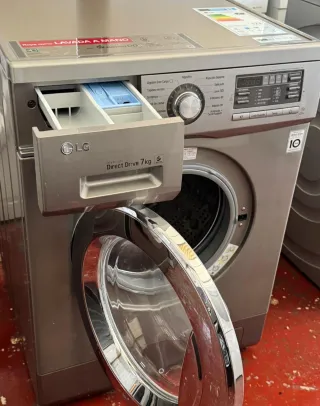 Lavadora LG Direct Drive 7kg Inox