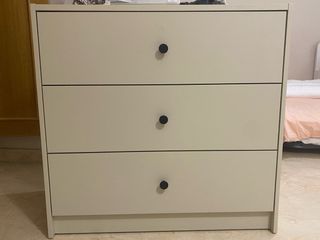 Cómoda Ikea GURSKEN Beige