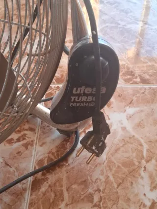 Ventilador Ufesa Turbo Fresh