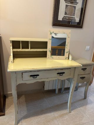 Tocador/ Escriptori vintage amb calaixera i mirall