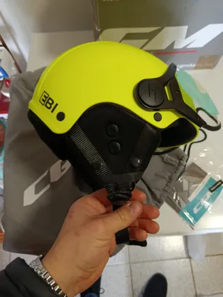 Casco CGM giallo fluo con visiera