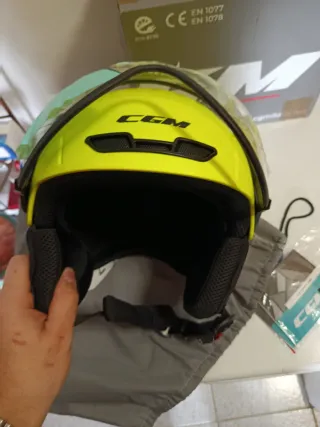Casco CGM giallo fluo con visiera