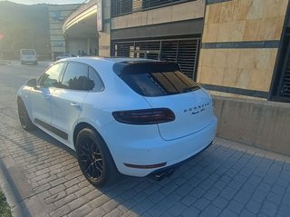 Porsche Macan GTS