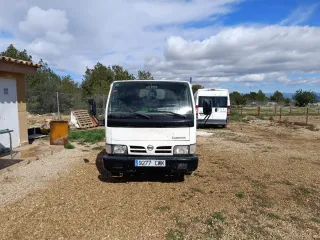 Nissan NT400 Cabstar 2006