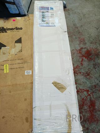 Armario Escobero Multiusos