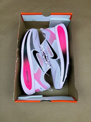 Nike Vomero 18 Hyper Pink