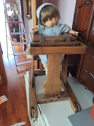 Andador antiguo madera