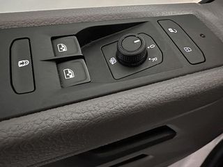 Volkswagen Caravelle 2.0 TDI 150CV Origin DSG 9 Plazas