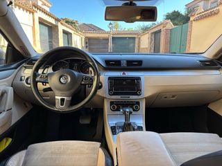 Volkswagen Passat CC 2009