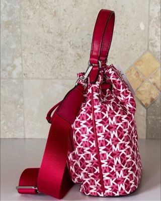 Borsa Michael Kors a secchiello monogram